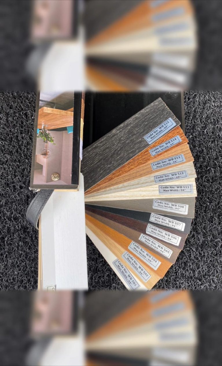 VENETIAN/WOODEN BLINDS